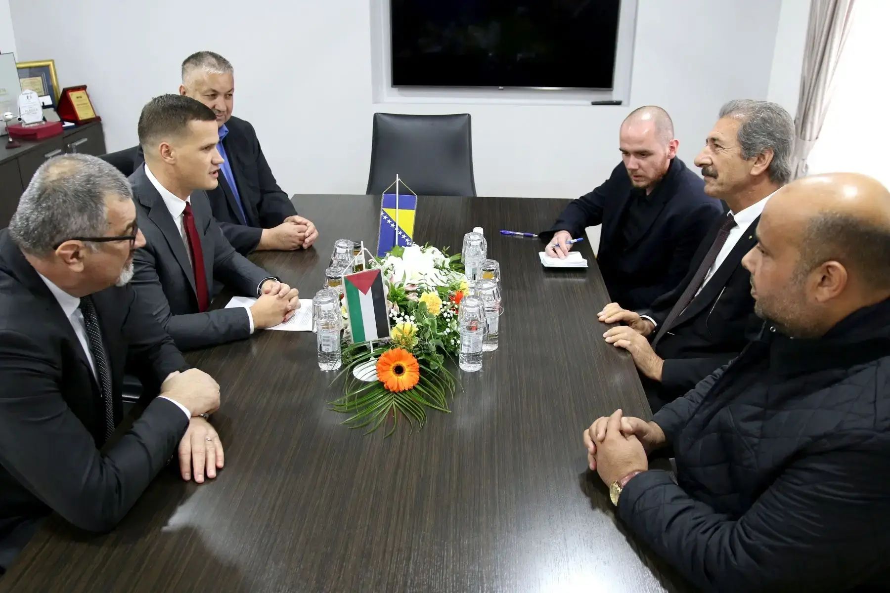 Premijer Halilagić i predsjednik Vujović primili u posjetu ambasadora Palestine u BiH